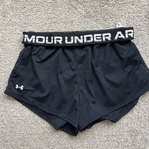 Under armour mesh shorts
